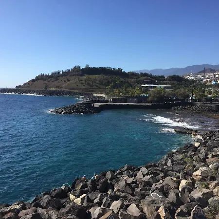 Casa Del Mar - Beachfront City Centre Apt With Parking *